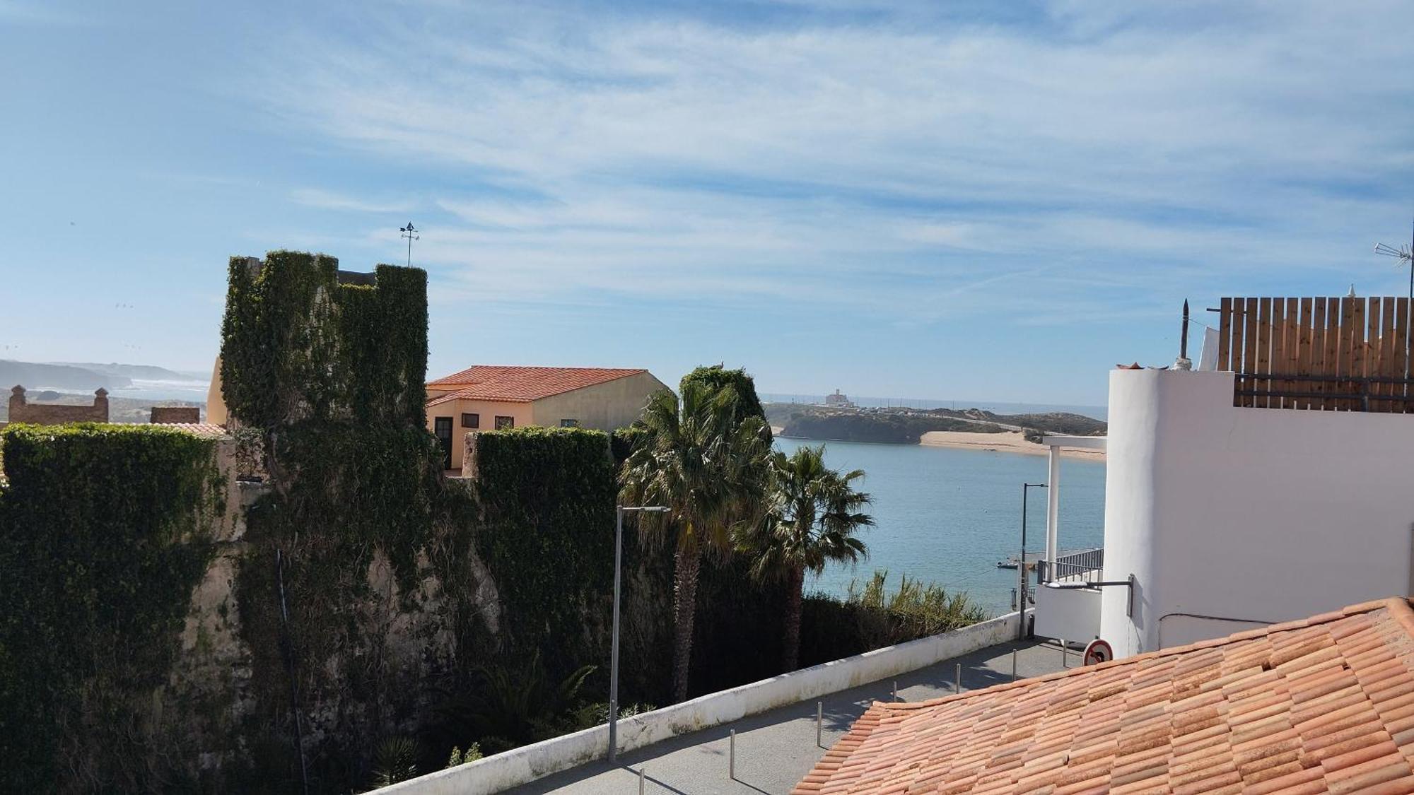Lagoa Azul Guest House Vila Nova de Milfontes Bagian luar foto